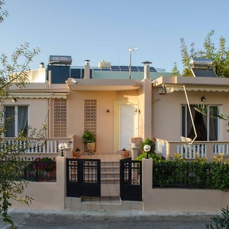 Villa Aretaki Kalamaki 外观 照片