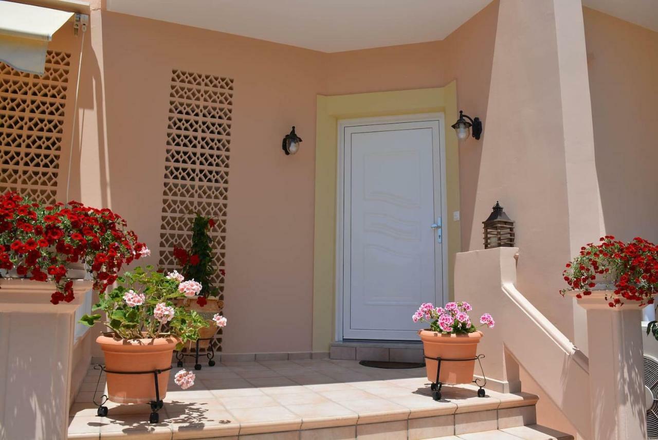 Villa Aretaki Kalamaki 外观 照片