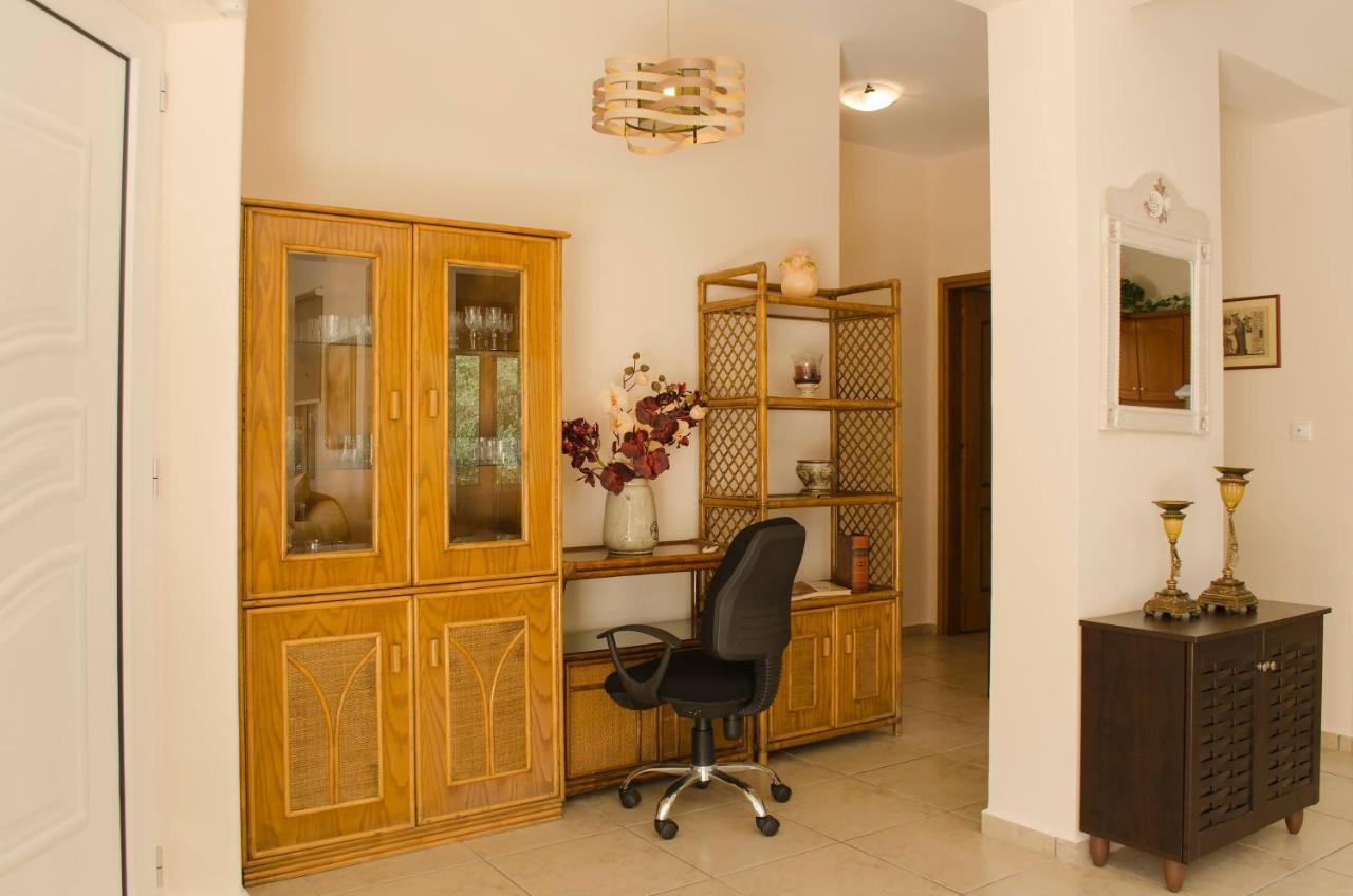 Villa Aretaki Kalamaki 外观 照片