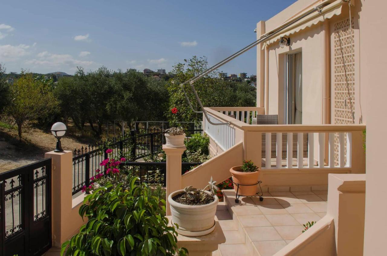 Villa Aretaki Kalamaki 外观 照片