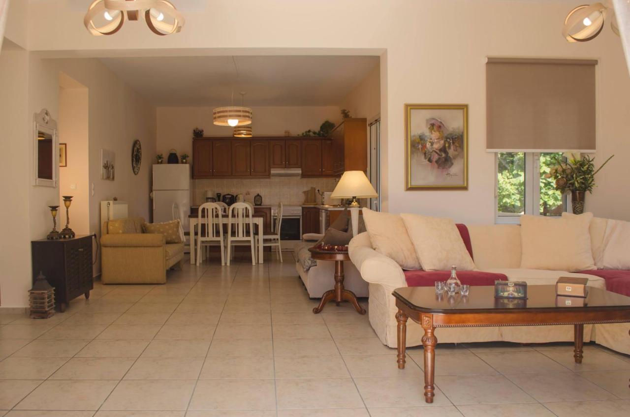 Villa Aretaki Kalamaki 外观 照片